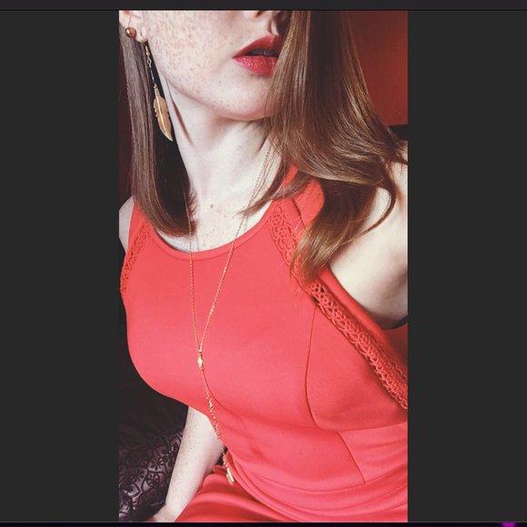 GUESS RED MEDIUM LENGTH DRESS - Picture 2 of 5